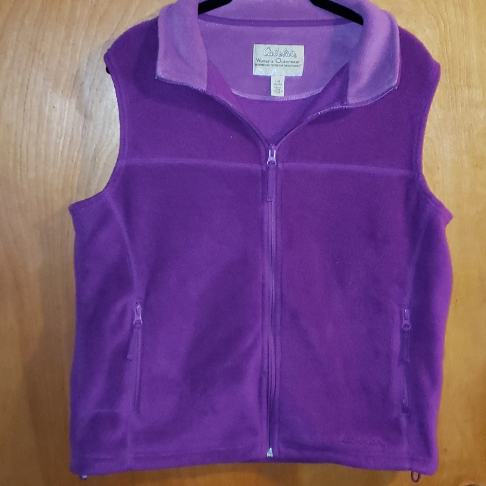 Cabela's vest